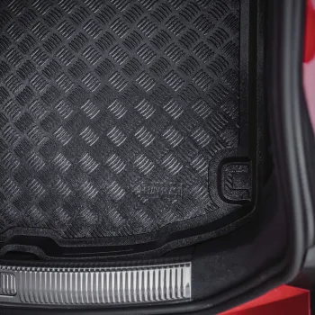 Mata bagażnika z powłoką antypoślizgową do Volkswagen Golf VIII od 2020 - Hatchback - górna podłoga bagażnika