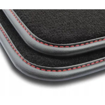 Dywaniki welurowe Premium do Nissan NV300 od 2016 - Czarna lamówka skórzana (błyszcząca) obszyta czerwoną nicią