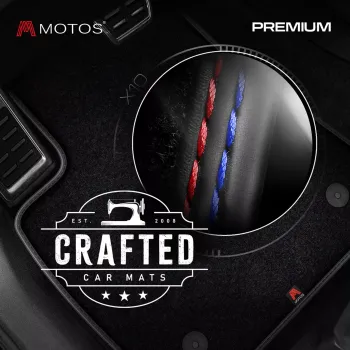 Dywaniki welurowe MOTOS Premium™ do Nissan Pathfinder III R51 2010-2014 - Czarna lamówka skórzana (błyszcząca) obszyta czerwoną i niebieską nicią, po